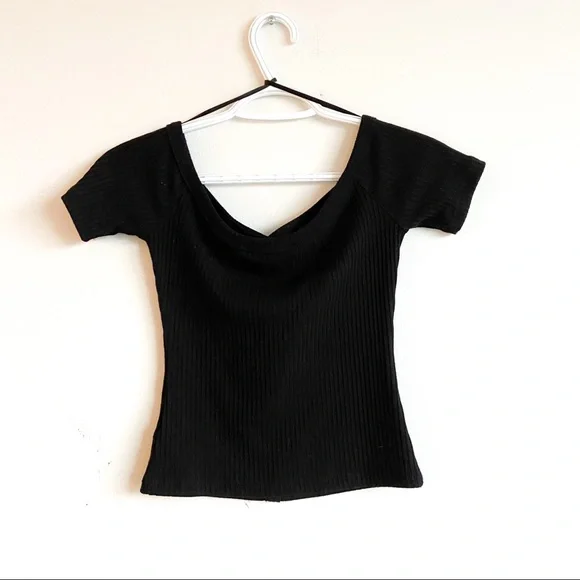 Off the Shoulder Ribbed Top - Picture 3 of 3